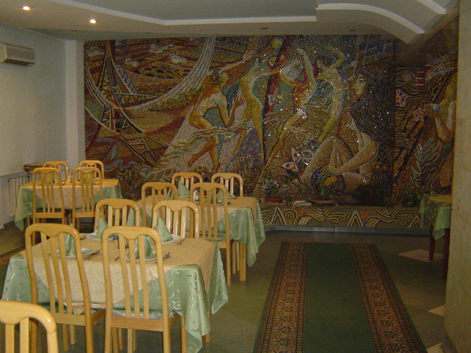 Zhibek Zholy Hotel Astana Luaran gambar